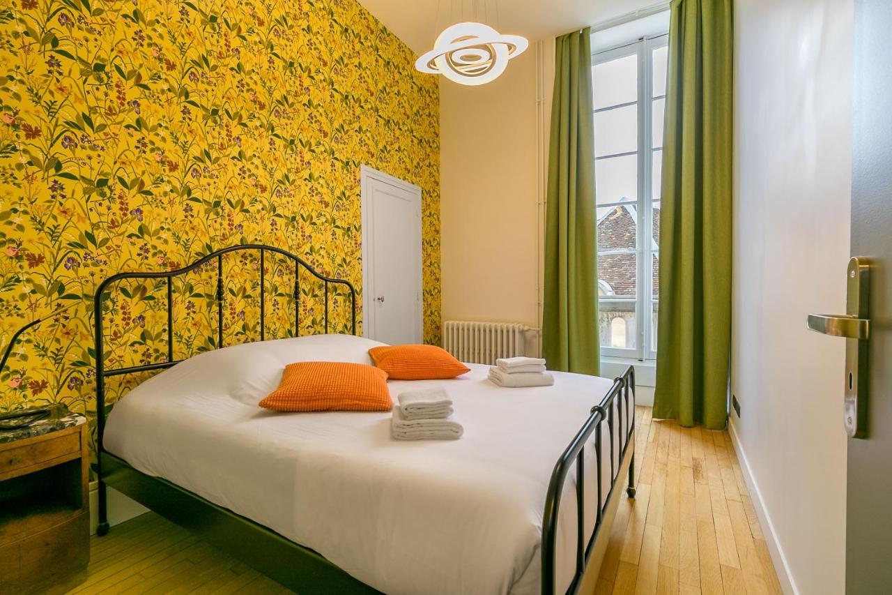 L'historique au cœur de ville Dijon Extérieur photo